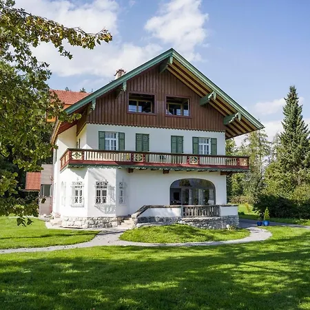 Brunnstein Lägenhet